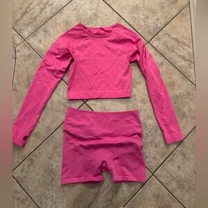 JOY LAB Vibrant Pink Short M and long sleeve top M